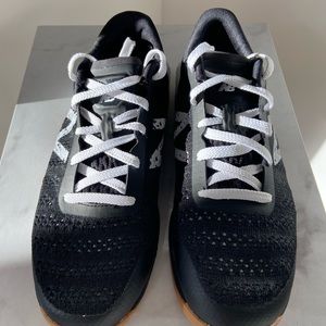 Brand new New Balance Minimus Prevail.